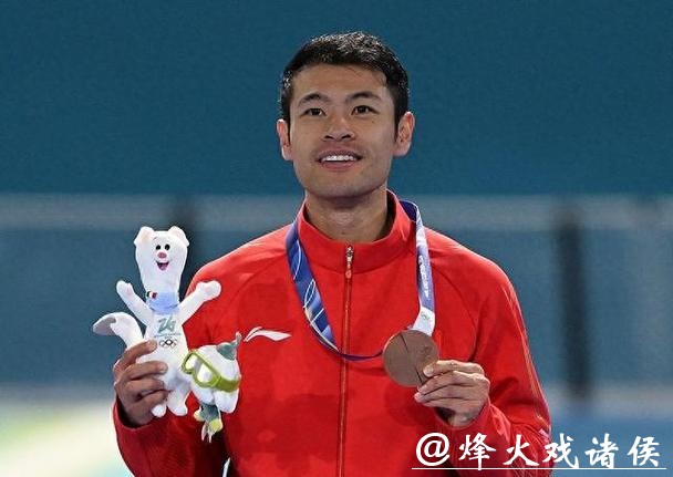 宁忠岩这枚铜牌的含金量有多高，映照职场人的韧性修炼