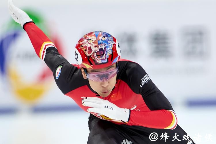 米兰冬奥|短道速滑赛场诞生首金,中国队获混合团体接力第四 米兰冬奥|短道速滑赛场诞生首金,中国队获混合团体接力第四